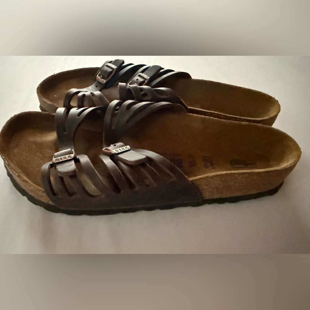 Birkenstock Granada Soft Footbed Size 39 Wide (8-8.5)